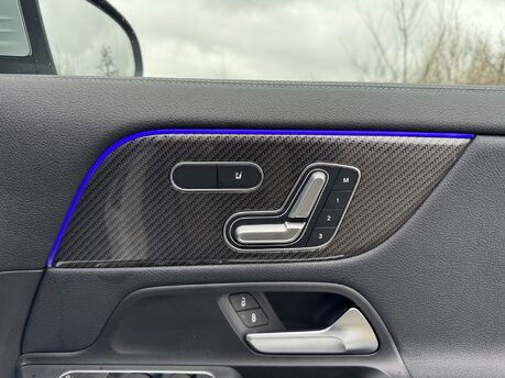 Mercedes-Benz GLA Class GLA 250e Exclusive Edition Premium Plus Petrol Hybrid Auto PANROOF/SAT NAV 2