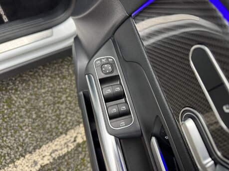 Mercedes-Benz GLA Class GLA 250e Exclusive Edition Premium Plus Petrol Hybrid Auto PANROOF/SAT NAV 17