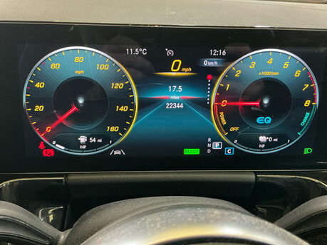 Mercedes-Benz GLA Class GLA 250e Exclusive Edition Premium Plus Petrol Hybrid Auto PANROOF/SAT NAV 4