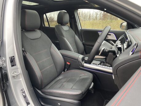 Mercedes-Benz EQA EQA 250 AMG Line Premium Plus Auto Electric PAN ROOF/MEMORY SEATS/VAT Q 3