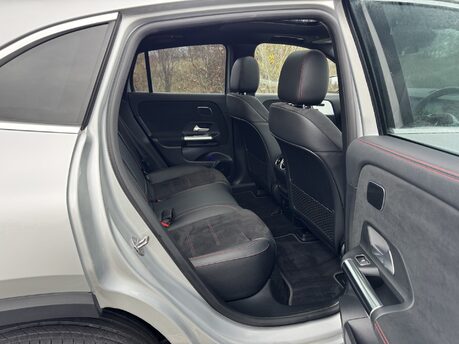 Mercedes-Benz EQA EQA 250 AMG Line Premium Plus Auto Electric PAN ROOF/MEMORY SEATS/VAT Q 29