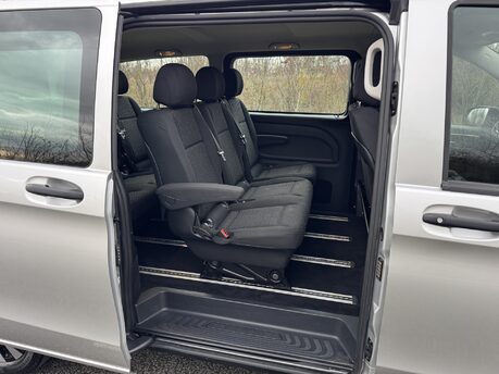 Mercedes-Benz Vito 119 CDI Tourer Select L3 Auto Diesel 9 SEATER/EX-LWB/PARKTRONIC/REVERSE CAM 1