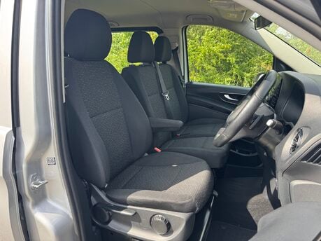 Mercedes-Benz Vito 119 CDI Tourer Select L3 Auto Diesel 9 SEATER/EX-LWB/PARKTRONIC/REVERSE CAM 3
