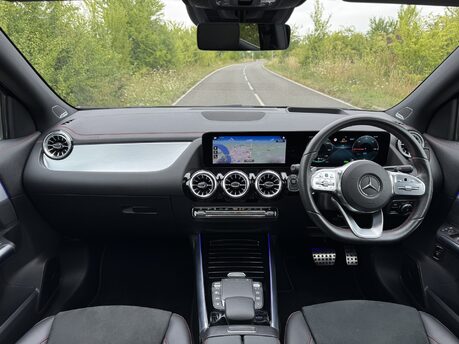 Mercedes-Benz EQA EQA 250 AMG Line Premium Plus Auto Electric PAN ROOF/MEMORY SEATS/VAT Q 7