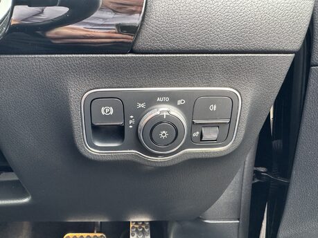 Mercedes-Benz EQA EQA 250 AMG Line Premium Plus Auto Electric PAN ROOF/MEMORY SEATS/VAT Q 18