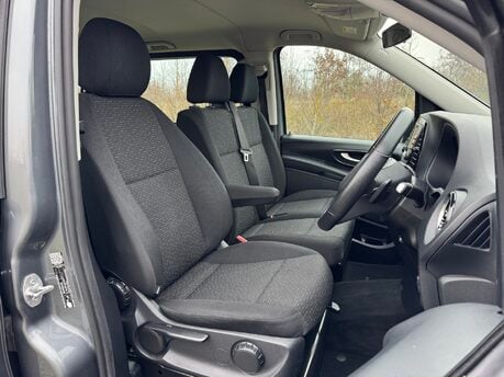 Mercedes-Benz Vito 119 CDI Tourer Select L3 Auto Diesel 9 SEATER/EX-LWB/VAT Q 3
