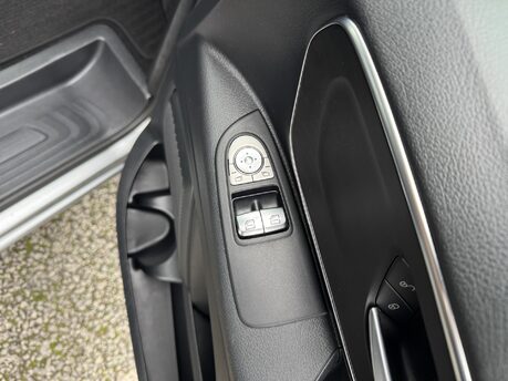 Mercedes-Benz Vito 119 CDI Tourer Select L3 Auto Diesel 9 SEATER/EX-LWB/VAT Q 18