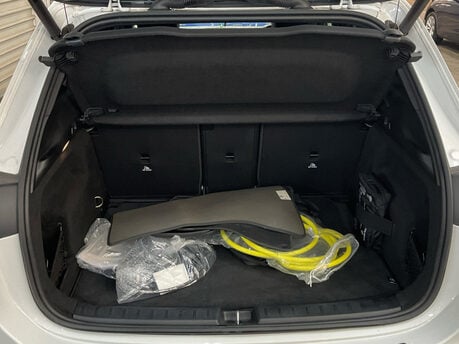 Mercedes-Benz GLA Class GLA 250e Exclusive Edition Premium Petrol Hybrid Auto PARKTRONIC/NAV/VAT Q 10