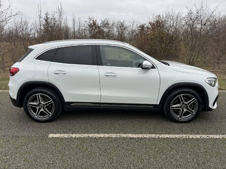 Mercedes-Benz GLA Class GLA 250e Exclusive Edition Premium Petrol Hybrid Auto PARKTRONIC/NAV/VAT Q 4