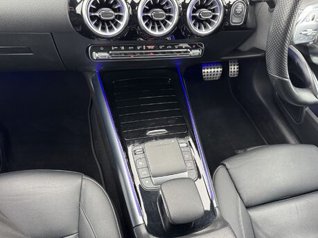 Mercedes-Benz GLA Class GLA 250e Exclusive Edition Premium Petrol Hybrid Auto PARKTRONIC/NAV/VAT Q 13