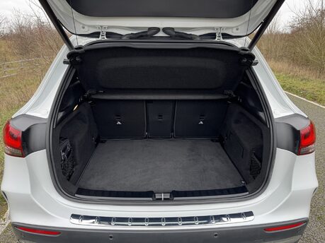 Mercedes-Benz GLA Class GLA 250e Exclusive Edition Premium Petrol Hybrid Auto PARKTRONIC/NAV/VAT Q 29