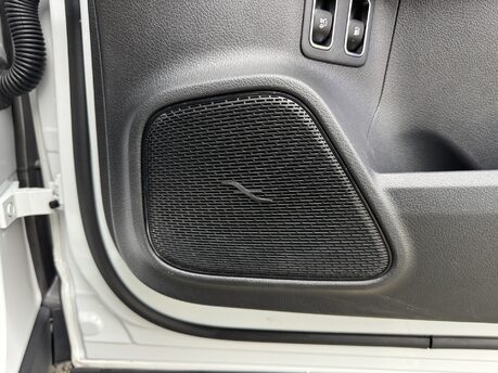 Mercedes-Benz GLA Class GLA 250e Exclusive Edition Premium Petrol Hybrid Auto PARKTRONIC/NAV/VAT Q 18