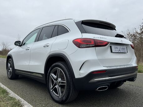 Mercedes-Benz GLA Class GLA 250e Exclusive Edition Premium Petrol Hybrid Auto PARKTRONIC/NAV/VAT Q 32