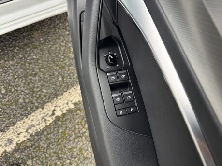 Audi A6 2.0 TDI 40 Sport S Tronic Auto Diesel Saloon PARKTRONIC, SAT NAV, LEATHER 21