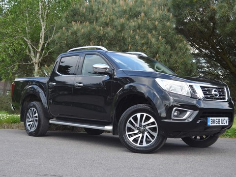 Nissan Navara DCI TEKNA 4X4 SHR DCB 1