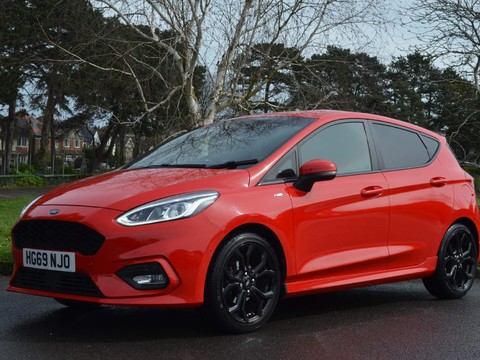 Ford Fiesta ST-LINE EDITION 3