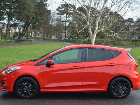Ford Fiesta ST-LINE EDITION 20