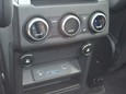 Land Rover Discovery SD4 HSE LUXURY 32