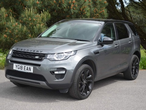Land Rover Discovery Sport TD4 HSE BLACK 3