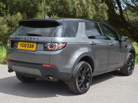 Land Rover Discovery Sport TD4 HSE BLACK 9