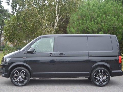 Volkswagen Transporter T28 TDI P/V HIGHLINE BMT 12