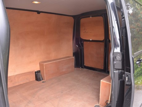 Volkswagen Transporter T28 TDI P/V HIGHLINE BMT 