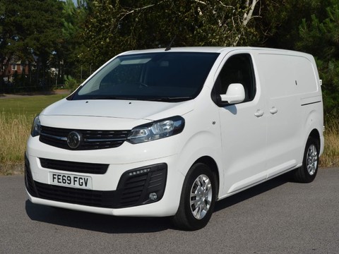 Vauxhall Vivaro L1H1 3100 SPORTIVE S/S 8