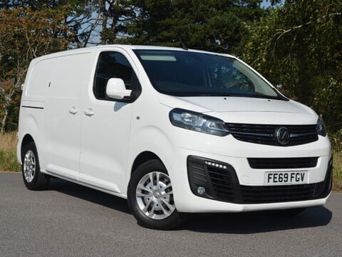 Vauxhall Vivaro L1H1 3100 SPORTIVE S/S 1