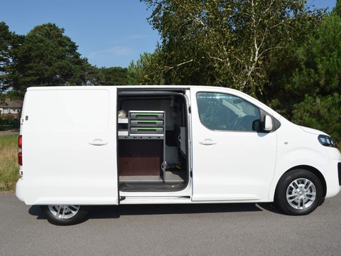 Vauxhall Vivaro L1H1 3100 SPORTIVE S/S 13