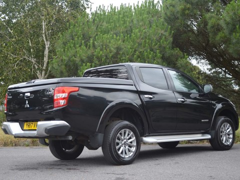 Mitsubishi L200 DI-D 4WD WARRIOR DCB 9