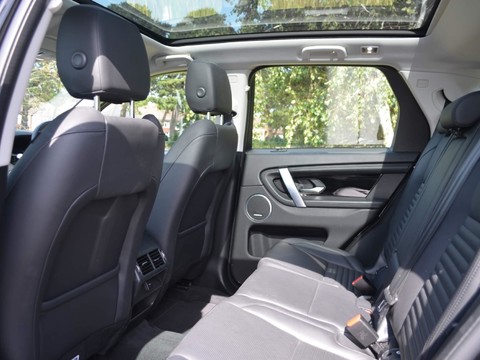 Land Rover Discovery Sport HSE MHEV 26