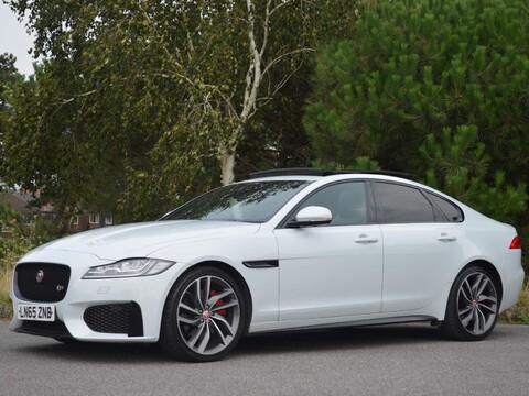 Jaguar XF V6 S 3