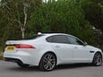 Jaguar XF V6 S 9