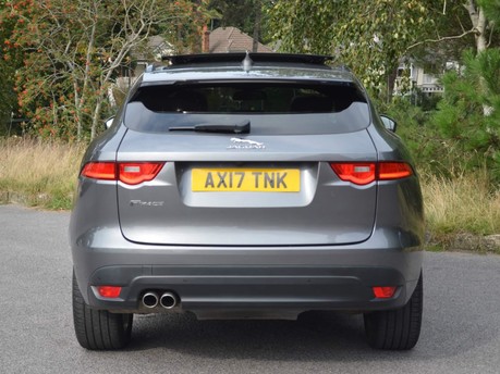 Jaguar F-Pace R-SPORT AWD 