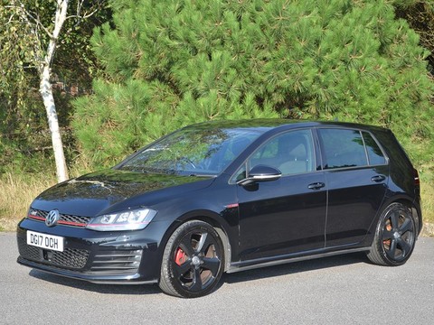 Volkswagen Golf GTI DSG 26