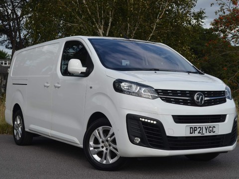 Vauxhall Vivaro L2H1 3100 ELITE S/S 26