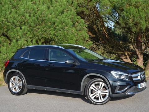 Mercedes-Benz GLA GLA 200 D SPORT 22