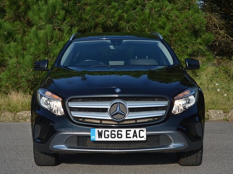 Mercedes-Benz GLA GLA 200 D SPORT 24