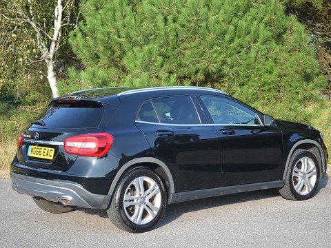 Mercedes-Benz GLA GLA 200 D SPORT 35