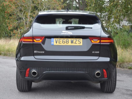 Jaguar E-Pace R-DYNAMIC 