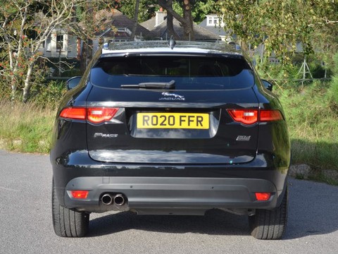 Jaguar F-Pace CHEQUERED FLAG AWD 8