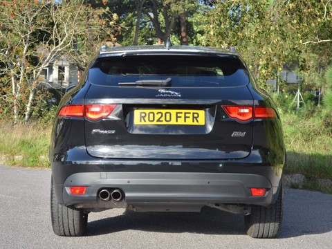 Jaguar F-Pace CHEQUERED FLAG AWD 22