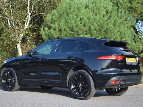 Jaguar F-Pace CHEQUERED FLAG AWD 7