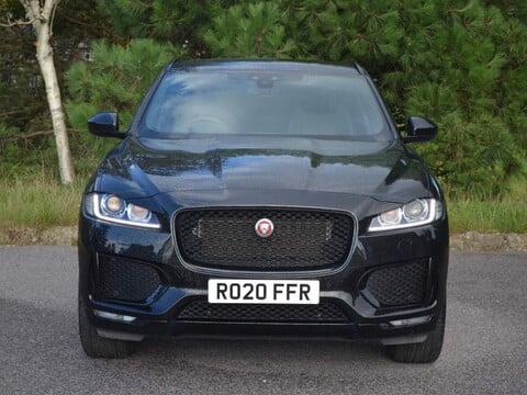 Jaguar F-Pace CHEQUERED FLAG AWD 15