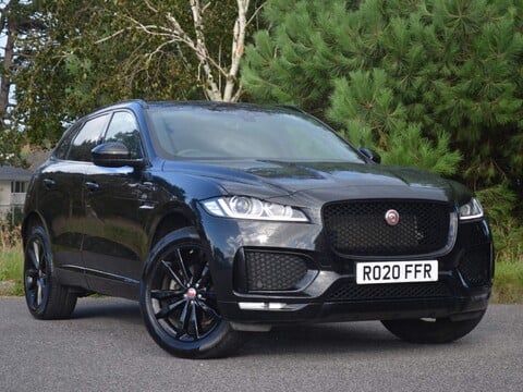 Jaguar F-Pace CHEQUERED FLAG AWD 14