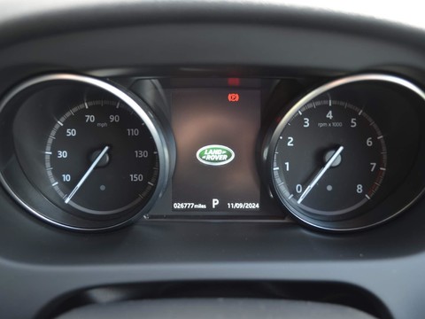 Land Rover Discovery Sport SI4 HSE DYNAMIC LUX 13