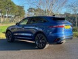 Jaguar F-Pace R-DYNAMIC HSE 36