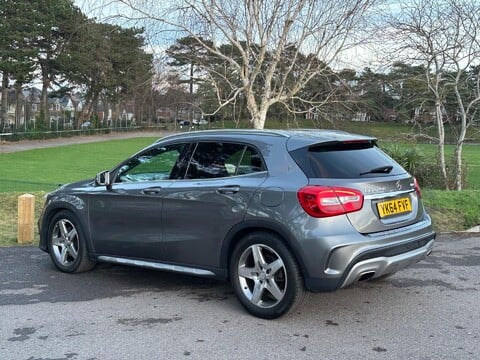 Mercedes-Benz GLA GLA250 4MATIC AMG LINE 28