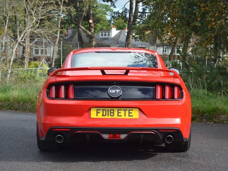 Ford Mustang GT 