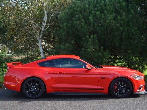 Ford Mustang GT 22